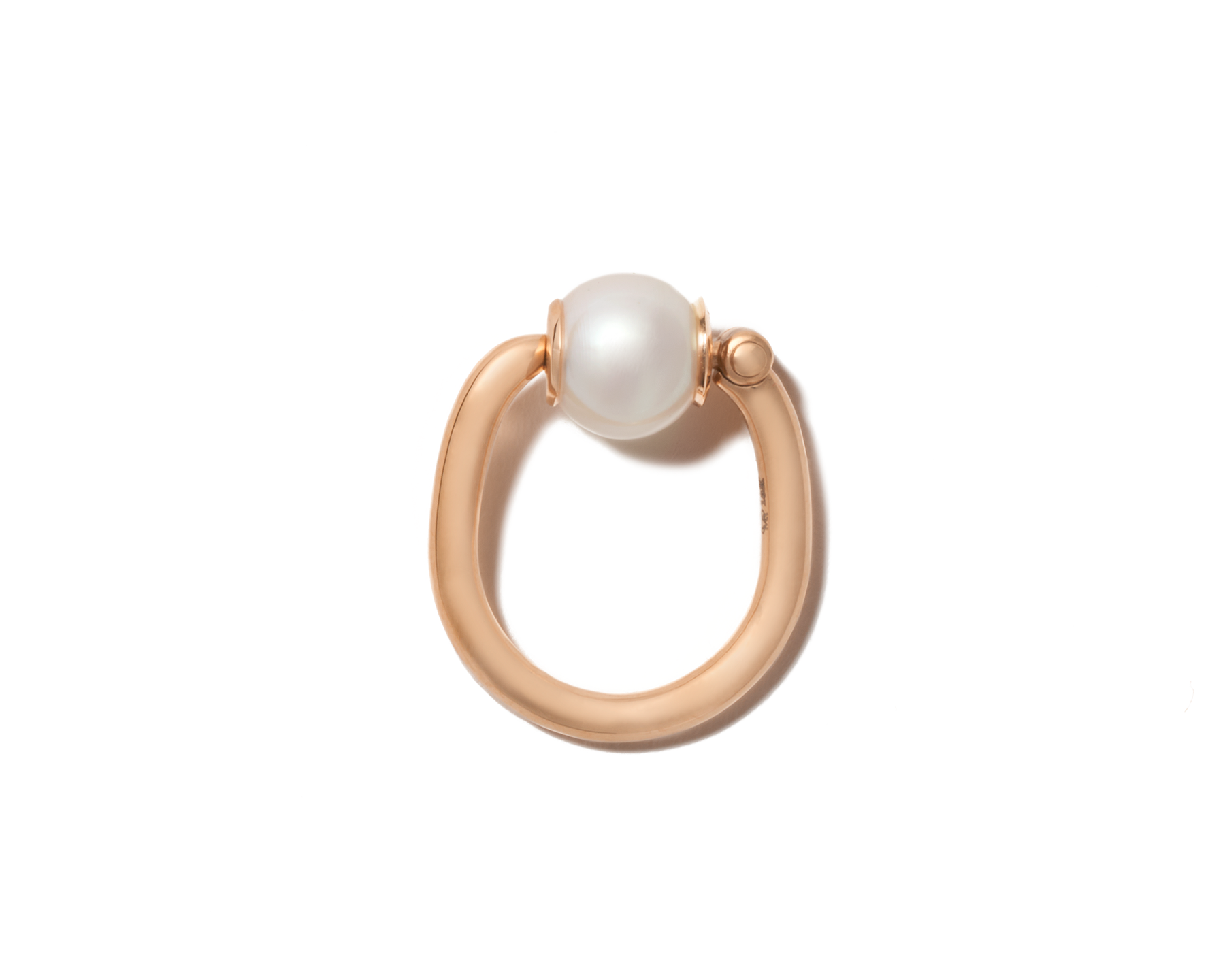 Rose gold pearl trundle ring with closed clasp